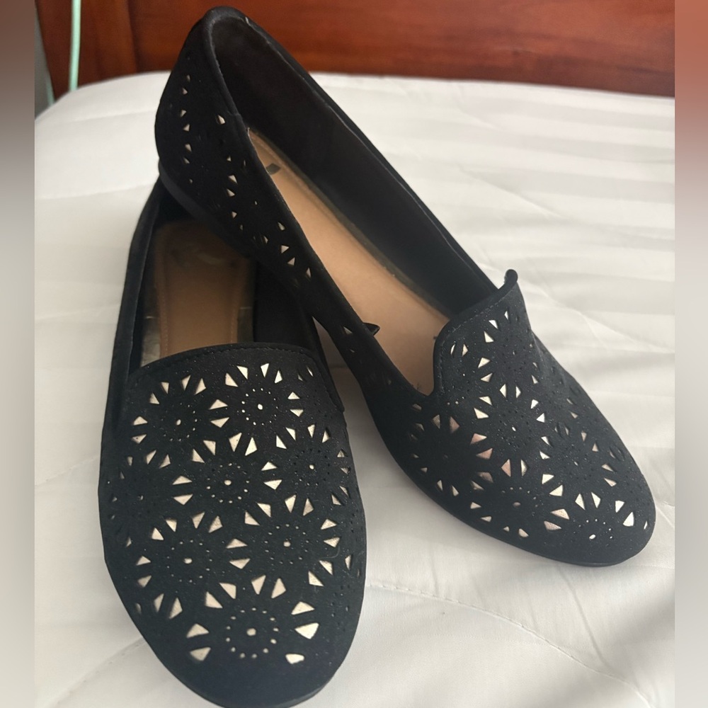 Report Women’s Paisley Loafer Size 9